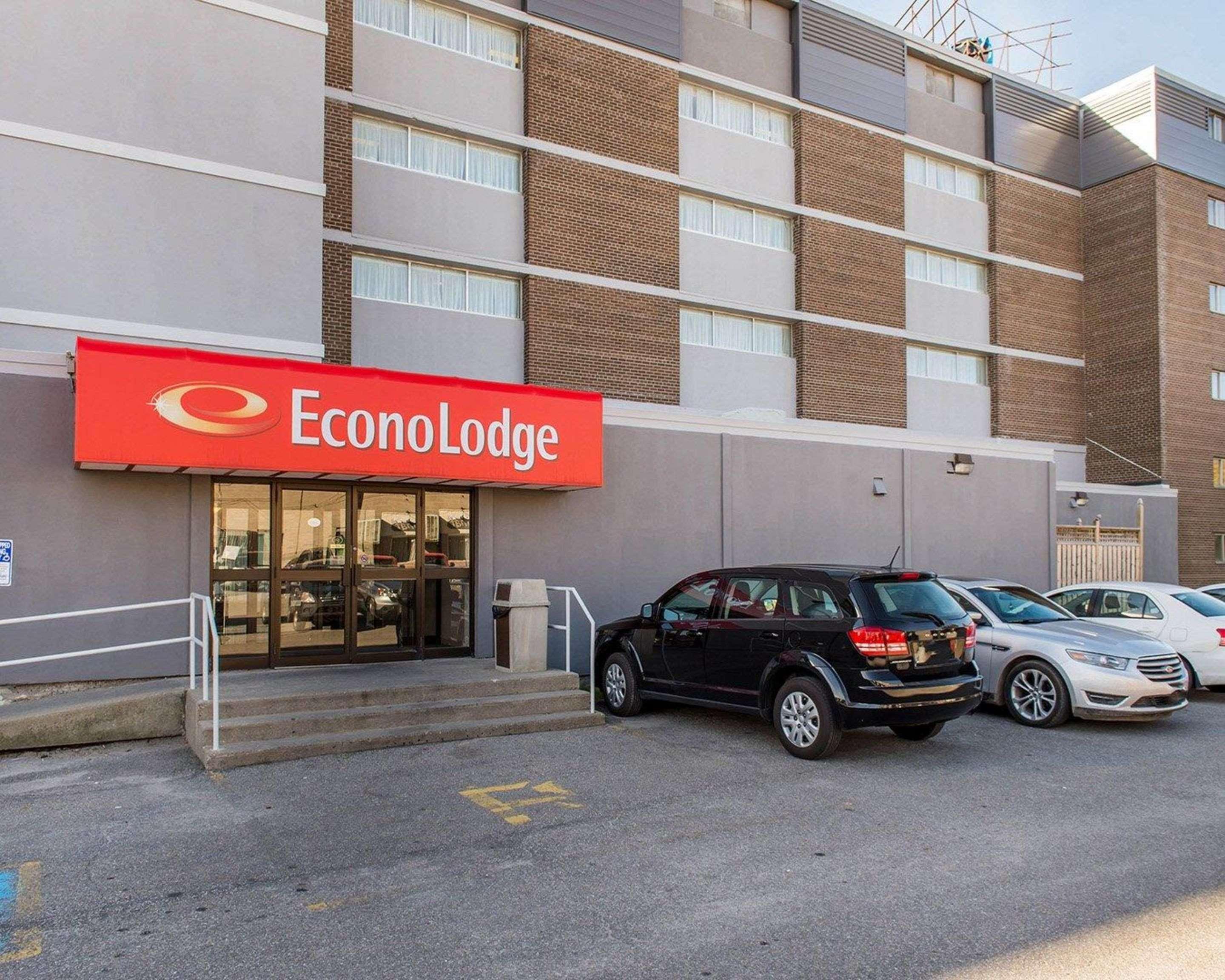 סמיתס פאלס Econo Lodge מראה חיצוני תמונה
