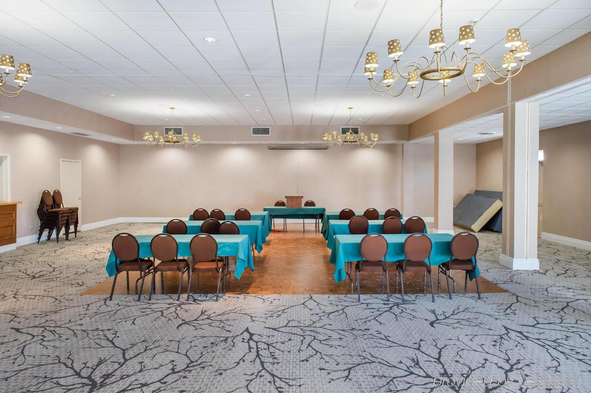 סמיתס פאלס Econo Lodge מראה חיצוני תמונה